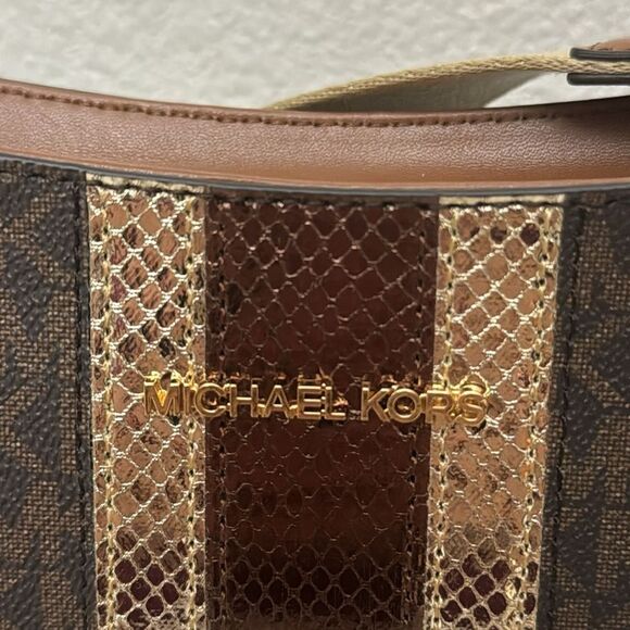 Michael Kors Jet Set Travel Metallic Messenger Bag NWT - Picture 3 of 16